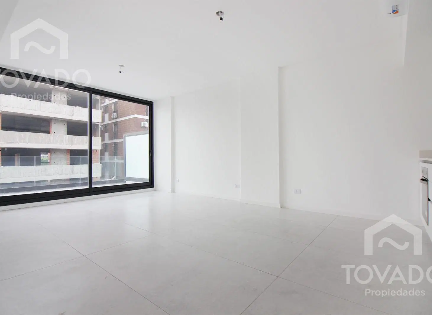 2 Ambientes con terraza en Edificio de Categoría Full Amenities! 3