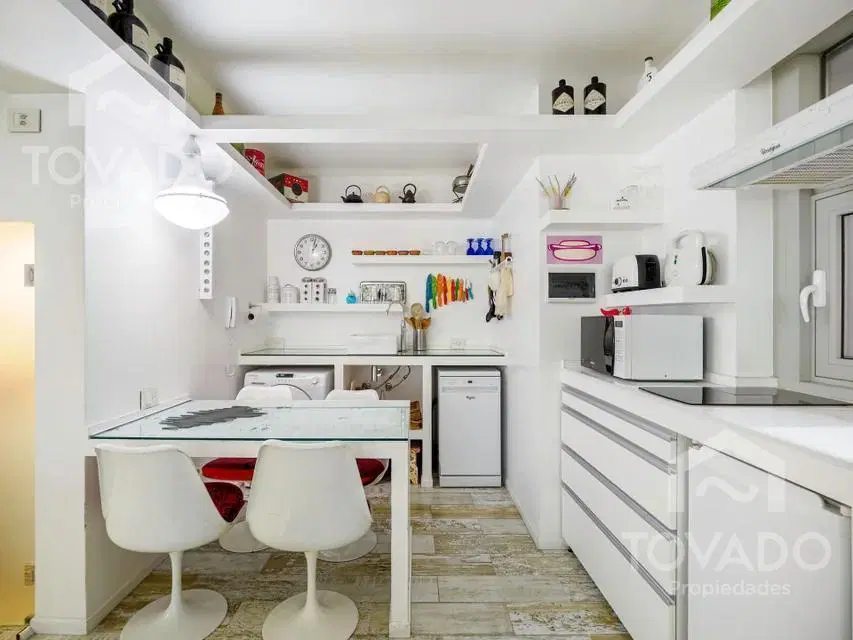 REMODELADO A NUEVO! 2 Ambientes en piso alto en Belgrano! 5