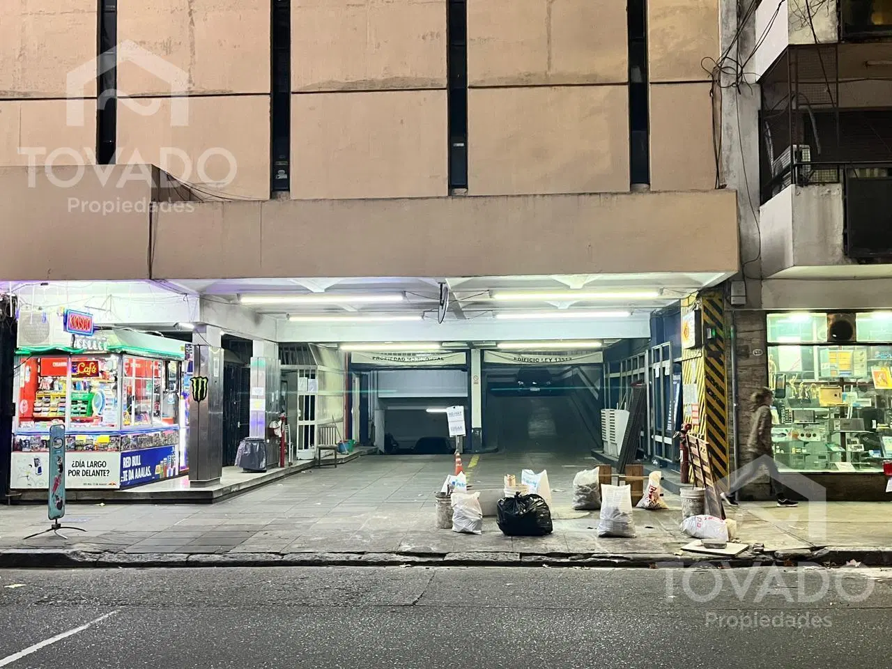 Cochera fija y cubierta con seguridad 24hs en Palermo! 4