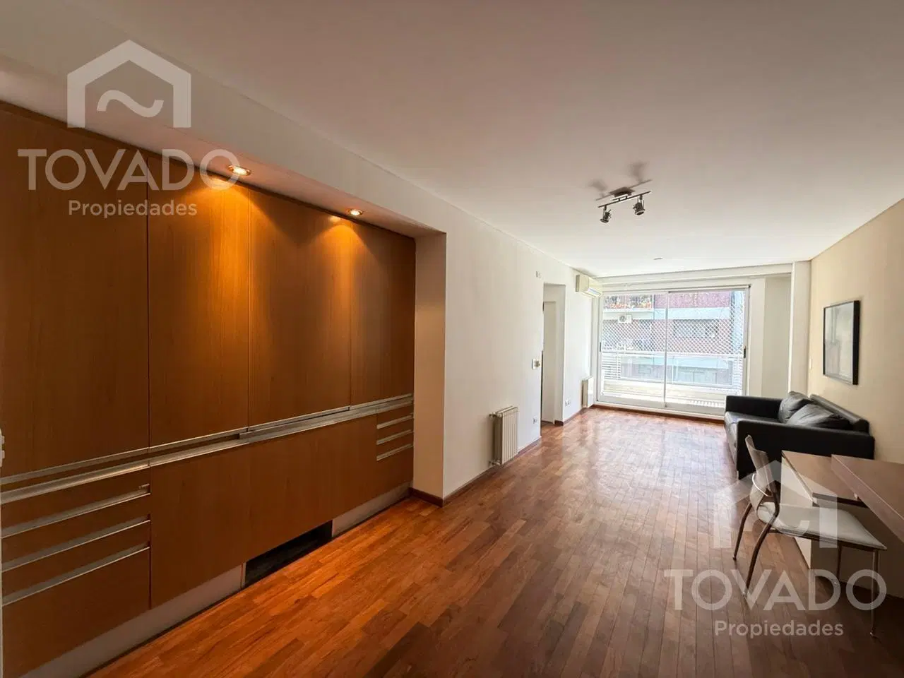 Apto profesional! Amplia oficina en alquiler con balcón en Belgrano! 5
