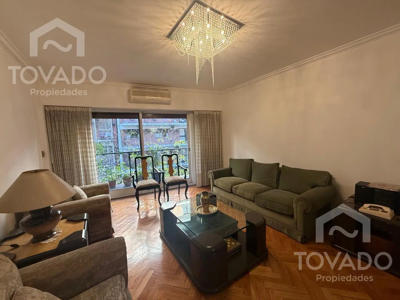 3 Ambientes con Cochera y Dependencia! Semipiso en Recoleta! 1