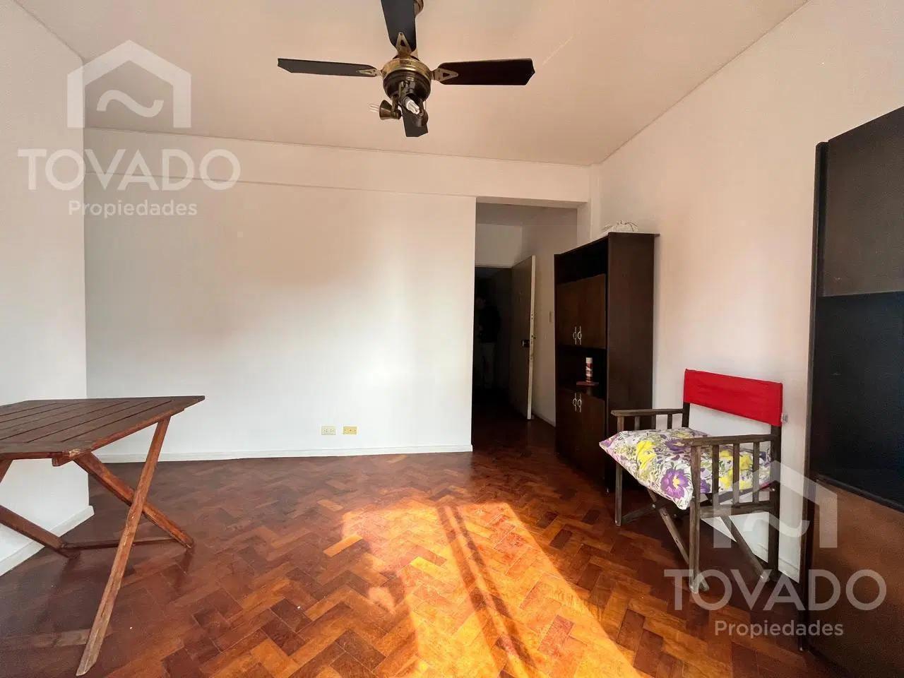 Luminoso 2 ambientes con balcon en Colegiales 2