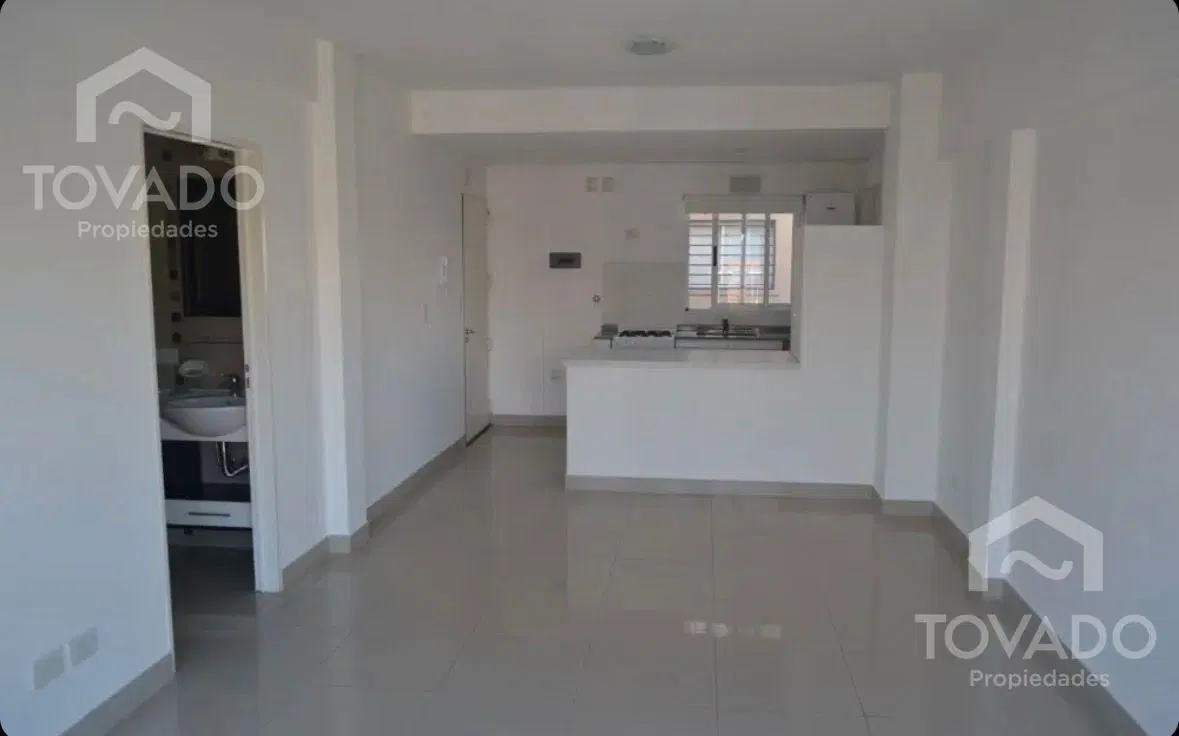 Monoambiente con balcon al frente en Villa Urquiza! 5