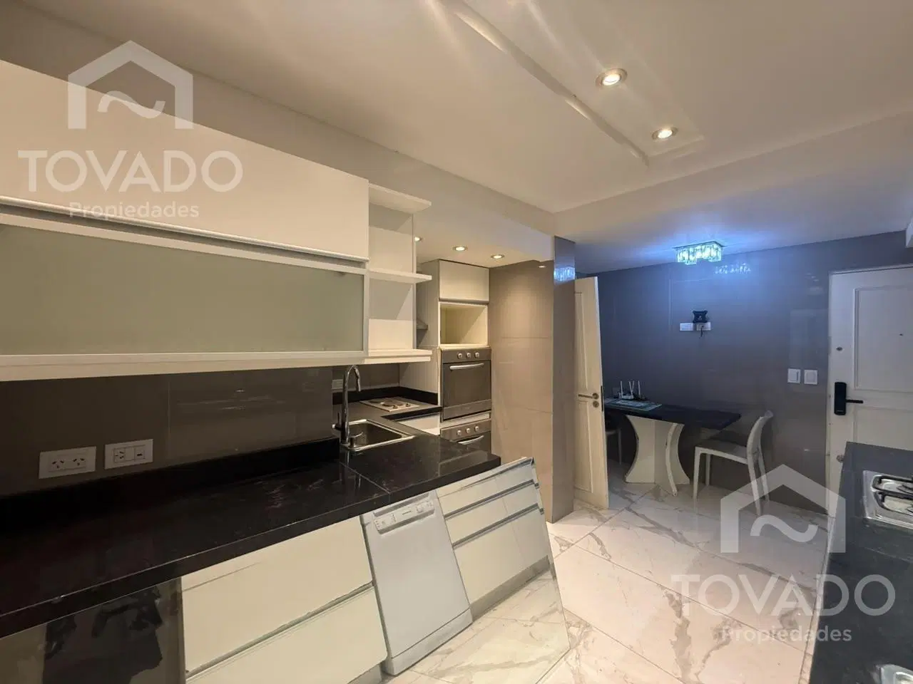 Semipiso 3 Ambientes con cochera, dependencia y 100m2 de patio en Palermo Chico! 5