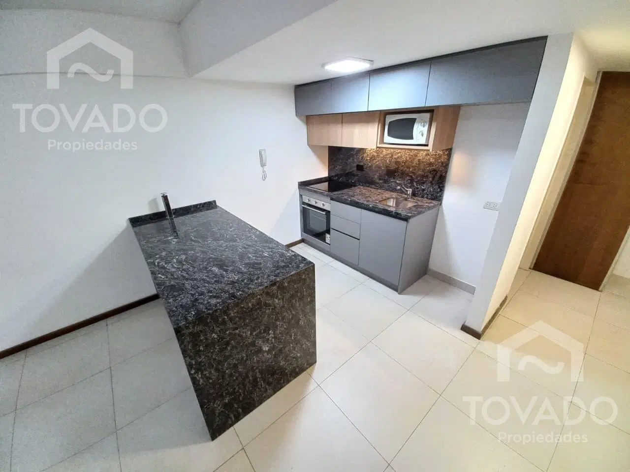 2 Ambientes con balcon en Recoleta a una cuadra de Av. Cordoba! 4