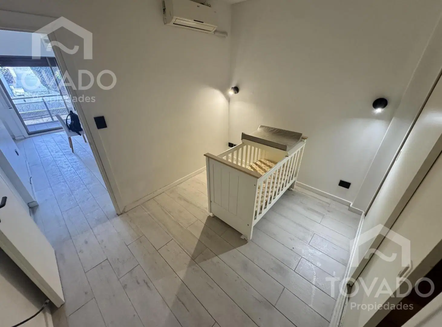 HECHO A NUEVO! 2 Ambientes con balcon en Boedo! 8