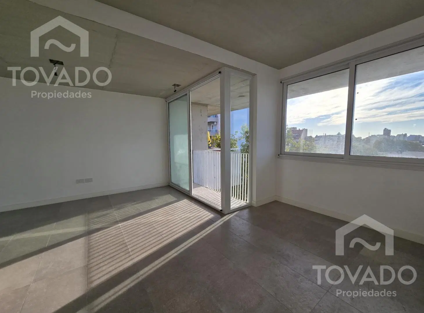 Hermoso 3 ambientes a estrenar en esquina lleno de sol. Edificio con amenities 4