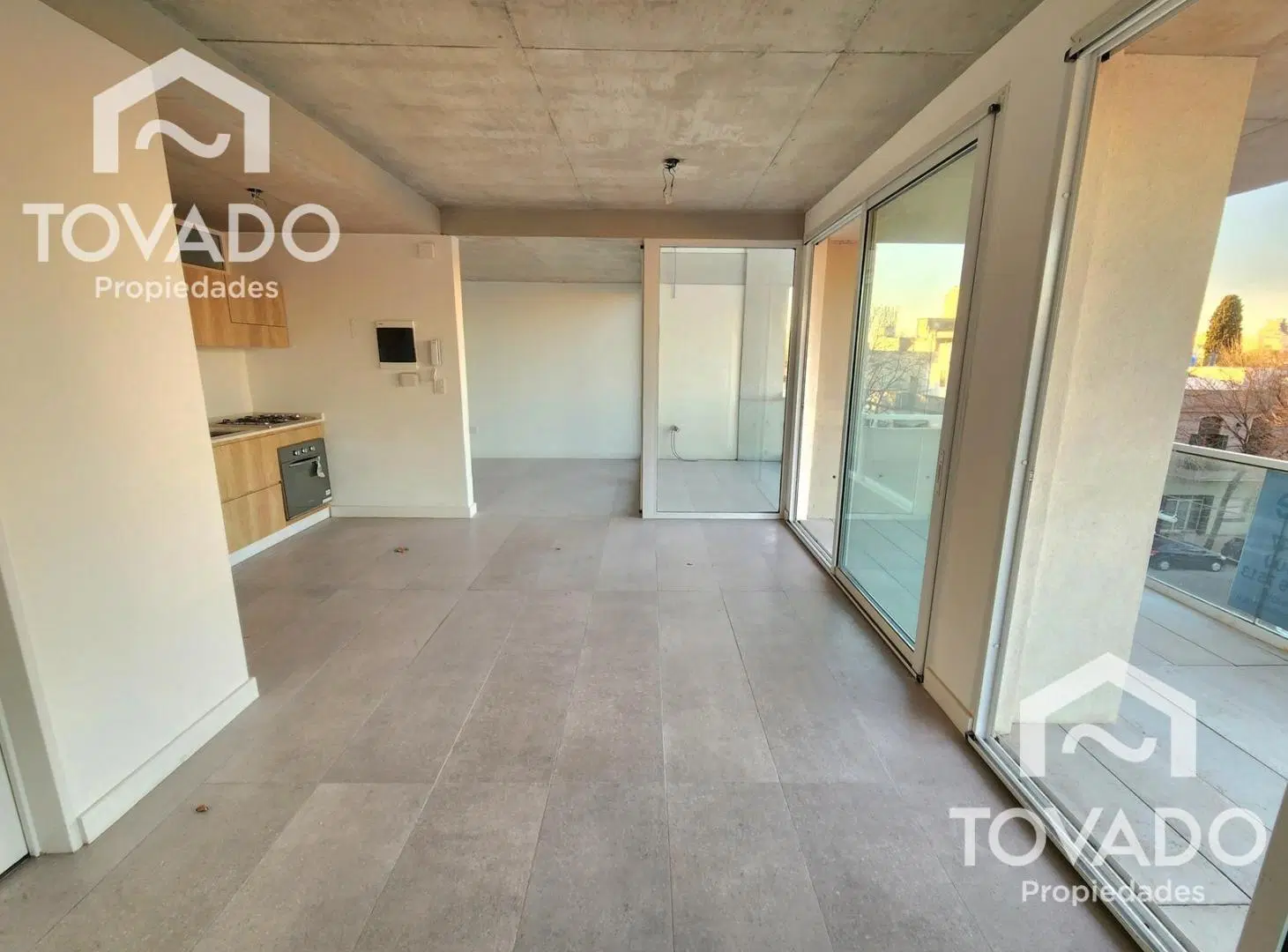 Devoto. 2 ambientes c/ opción 3 amb. Doble balcón. Amenities. A estrenar. 8