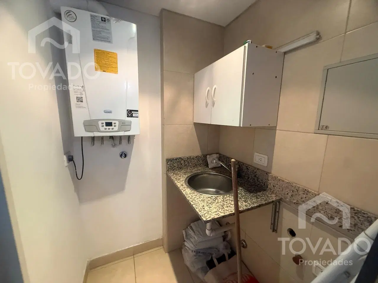 Apto Crédito! 3 Ambientes en Caballito! Semipiso con Baulera! 5