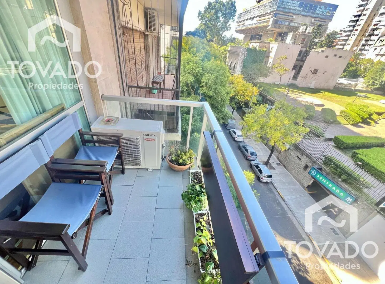 Amplio monoambiente con balcón al frente en Recoleta! 3