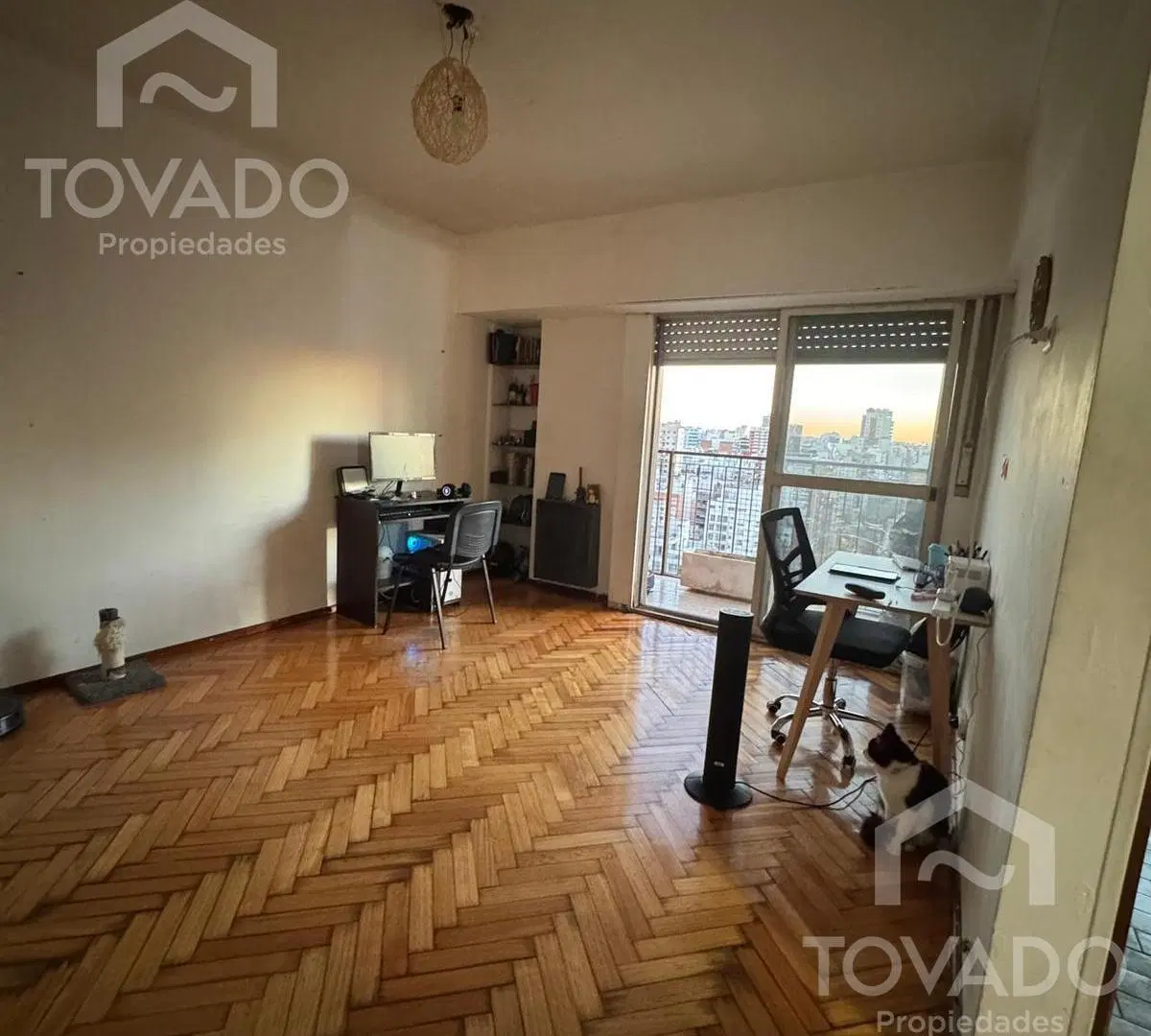 Piso Alto! 2 ambientes con balcon en lo mejor de Núñez! 5