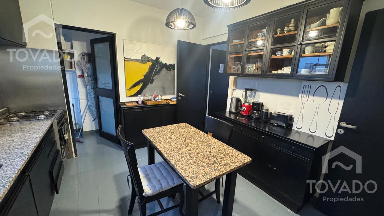 Foto de Piso alto en Belgrano. 4 ambientes con dependencia, imagen 2