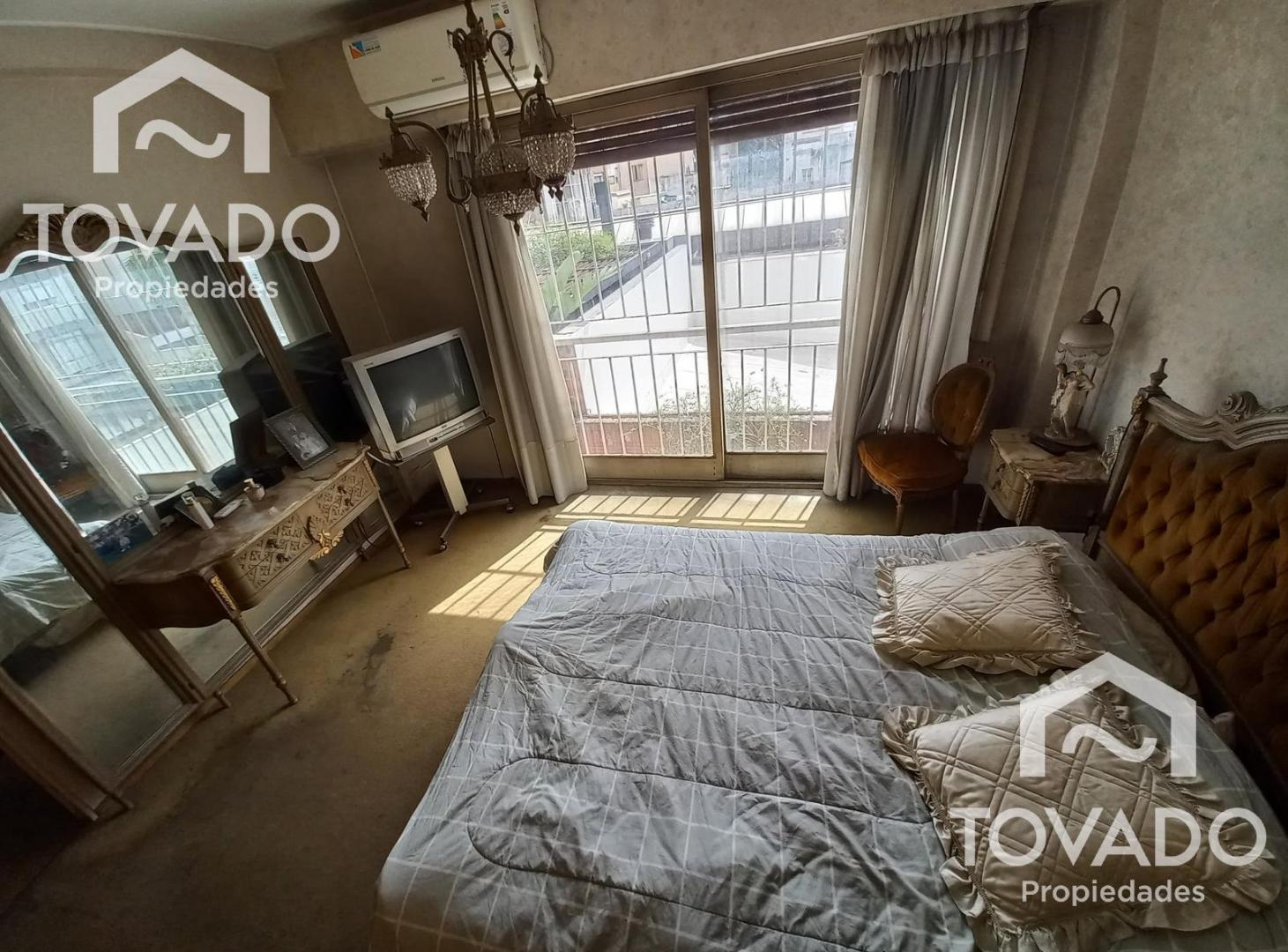 Foto de Piso de categoria, ideal para refaccionar! 5 Ambientes con Cochera en, imagen 4