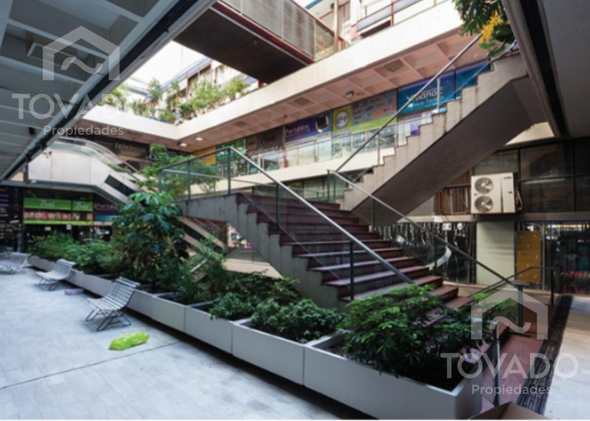 Foto de Excelente Local ubicado en Galerias Jardin!, imagen 4