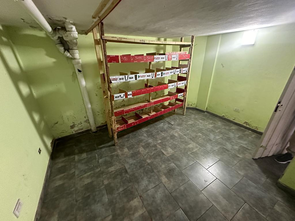 En Venta | Importante Local / Galpon de 600 m² Sobre Ruta 23 con Doble Entrada de Vehiculos, Oficin 4