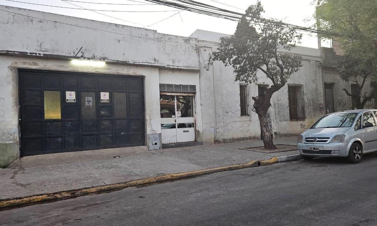 En Venta | Oportunidad Inversores | Importante Propiedad con 779 m² de Terreno en El Corazon de Moren 2