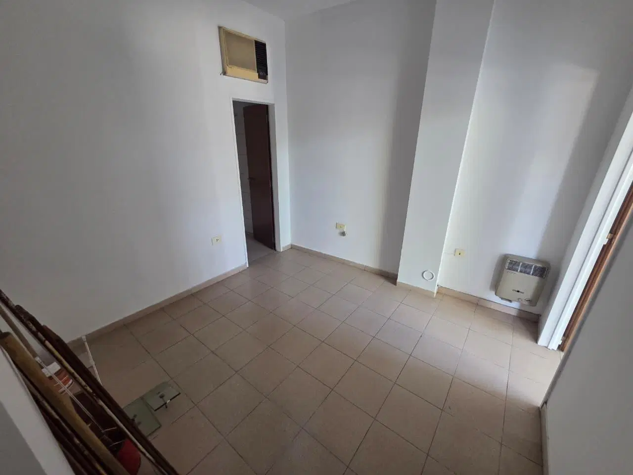 En Alquiler | 2 Locales en Moreno Centro (Lado Norte) - Sobre calle Belgrano a metros de la Comisari 1