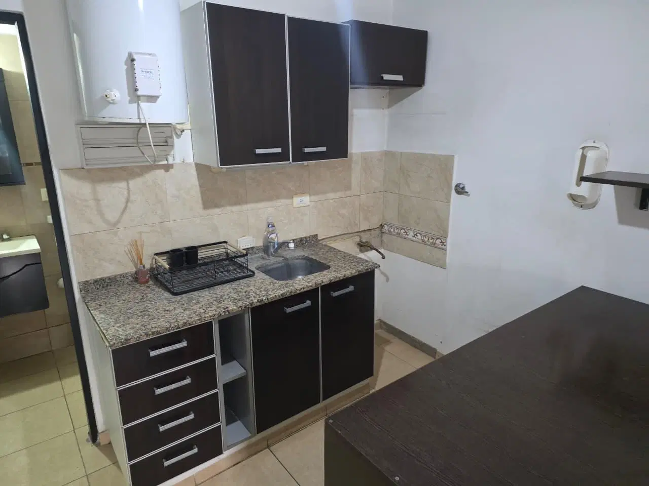 En Alquiler | Hermoso Departamento 2 Ambientes con Balcon en Moreno Centro Lado Norte - Colectivos a 3
