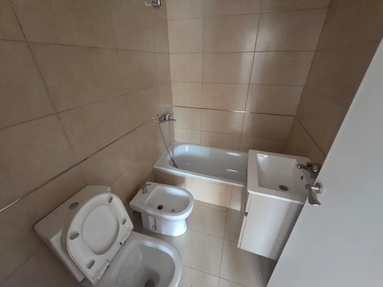 En Alquiler | Departamento en 2do Piso - 2 Ambientes con Balcon - Edificio Esquina Pagano 2