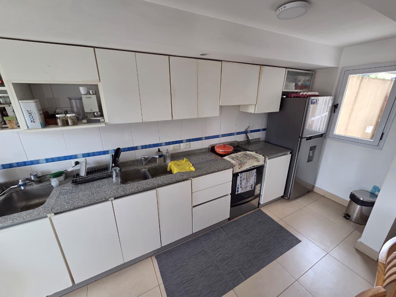 Foto de En Alquiler | Excelente Departamento de Categoria 2 Ambientes en Moreno Centro (Lado Norte) - Arriba, imagen 3