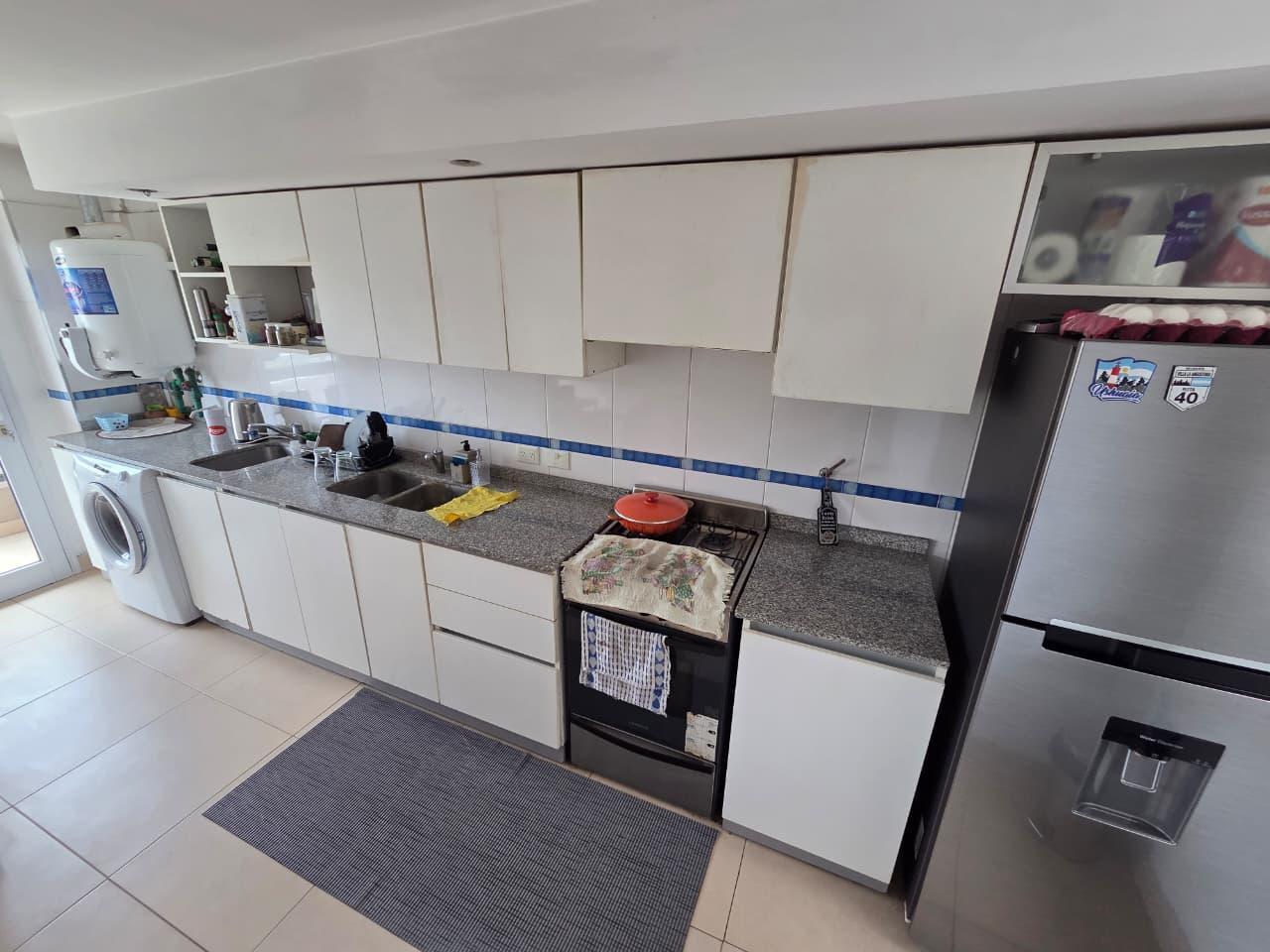 Foto de En Alquiler | Excelente Departamento de Categoria 2 Ambientes en Moreno Centro (Lado Norte) - Arriba, imagen 4