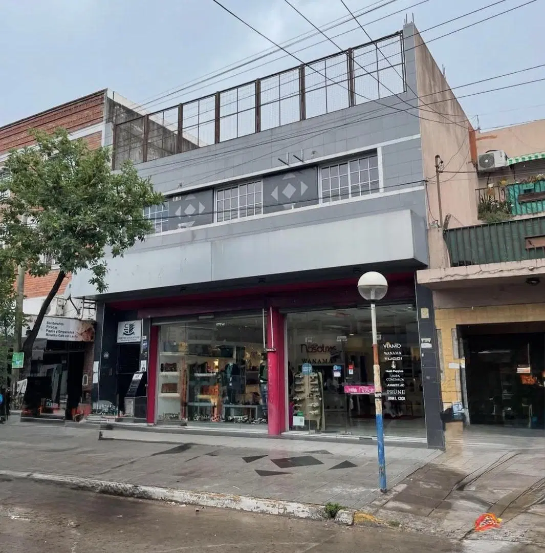 En Alquiler | Importante Planta Alta en Alquiler - 6 Oficinas, Amplia Recepcion y 4 Baños | Moreno C 1
