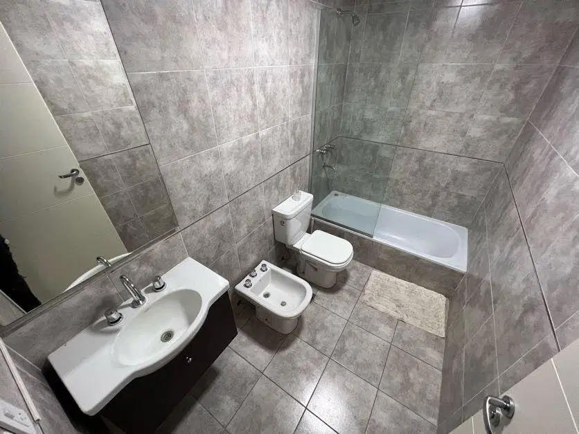 En Alquiler y Venta | Excelentes Departamentos de Categoría con 2 Ambientes y Balcón en Paso del Rey 3