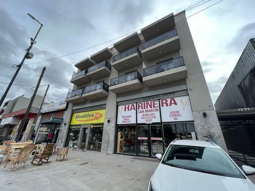 En Alquiler y Venta | Excelentes Departamentos de Categoría con 2 Ambientes y Balcón en Paso del Rey 4