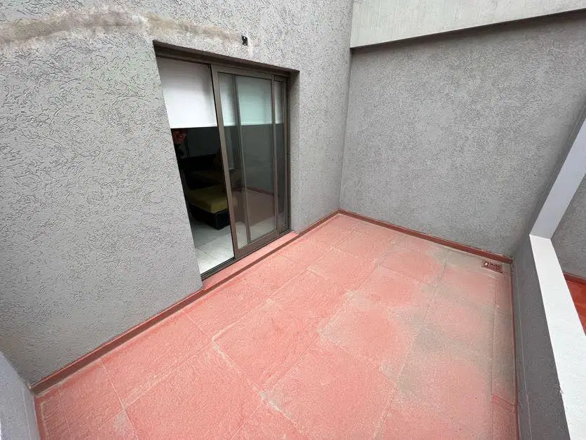 En Alquiler y Venta | Excelentes Departamentos de Categoría con 2 Ambientes y Balcón en Paso del Rey 8