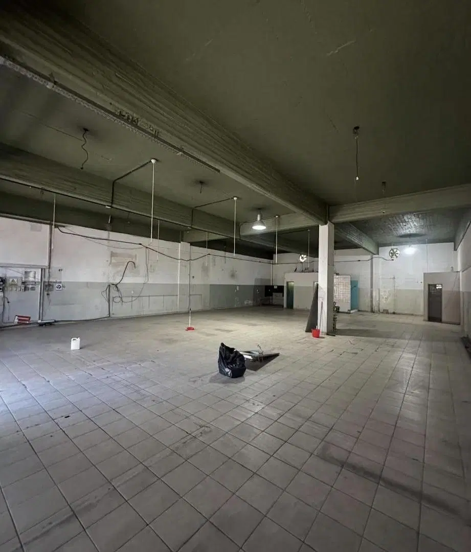 En Alquiler | Importante Local de 240m2 en Pleno Centro de Moreno (Lado Norte) - Sobre Av. Bartolome 3