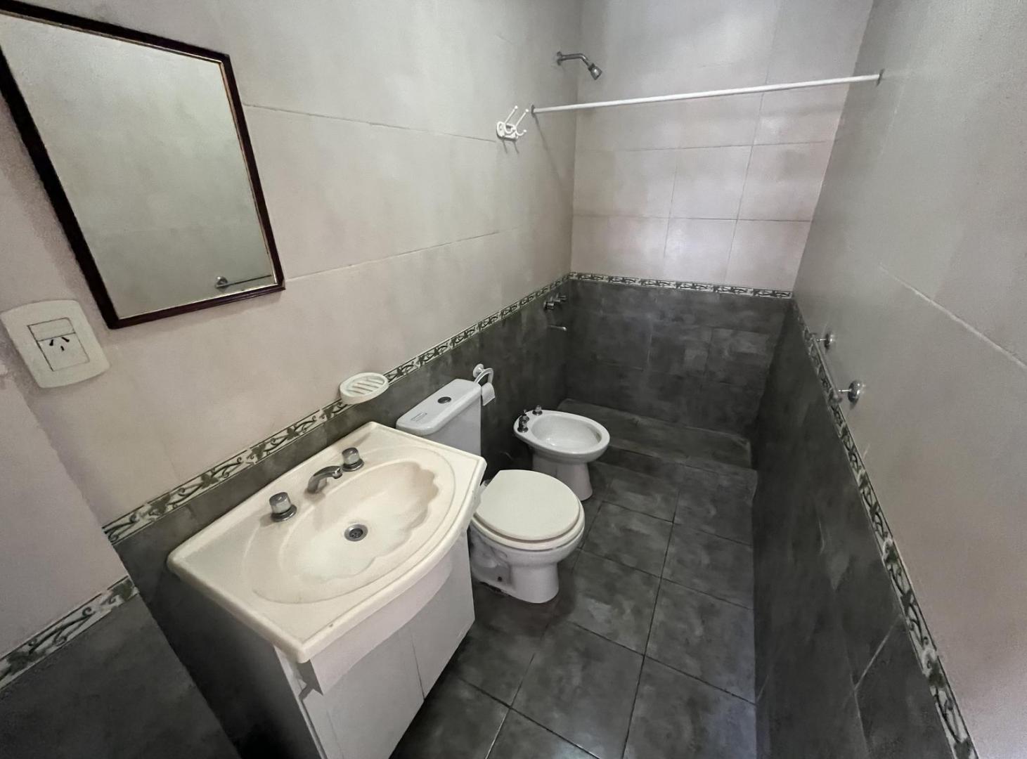 Foto de En Alquiler | Ultimo Departamento de 2 Ambientes en Planta Alta, imagen 3
