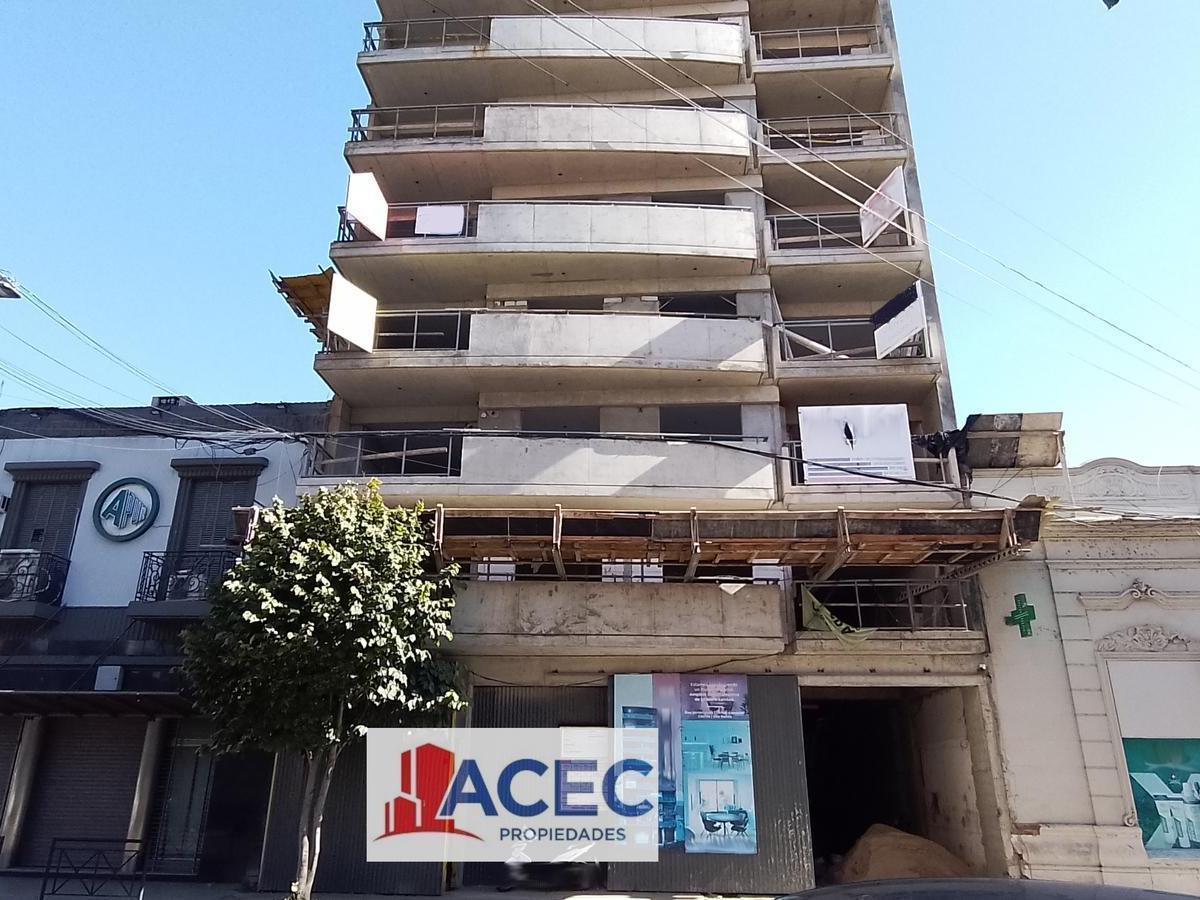 Venta - Departamento Dos Dormitorios - Lourdes