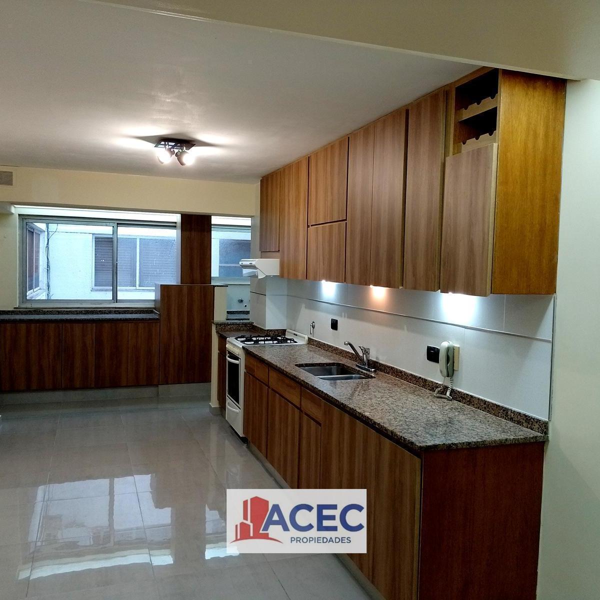 Venta - Departamento Cochera - Centro