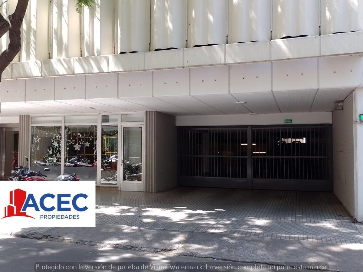 Venta - Cochera - Centro