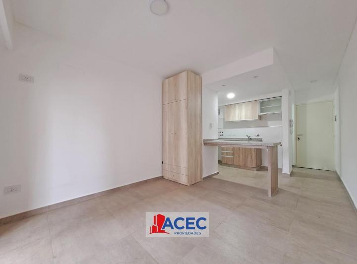 Alquiler - Departamento- Barrio Martin 1