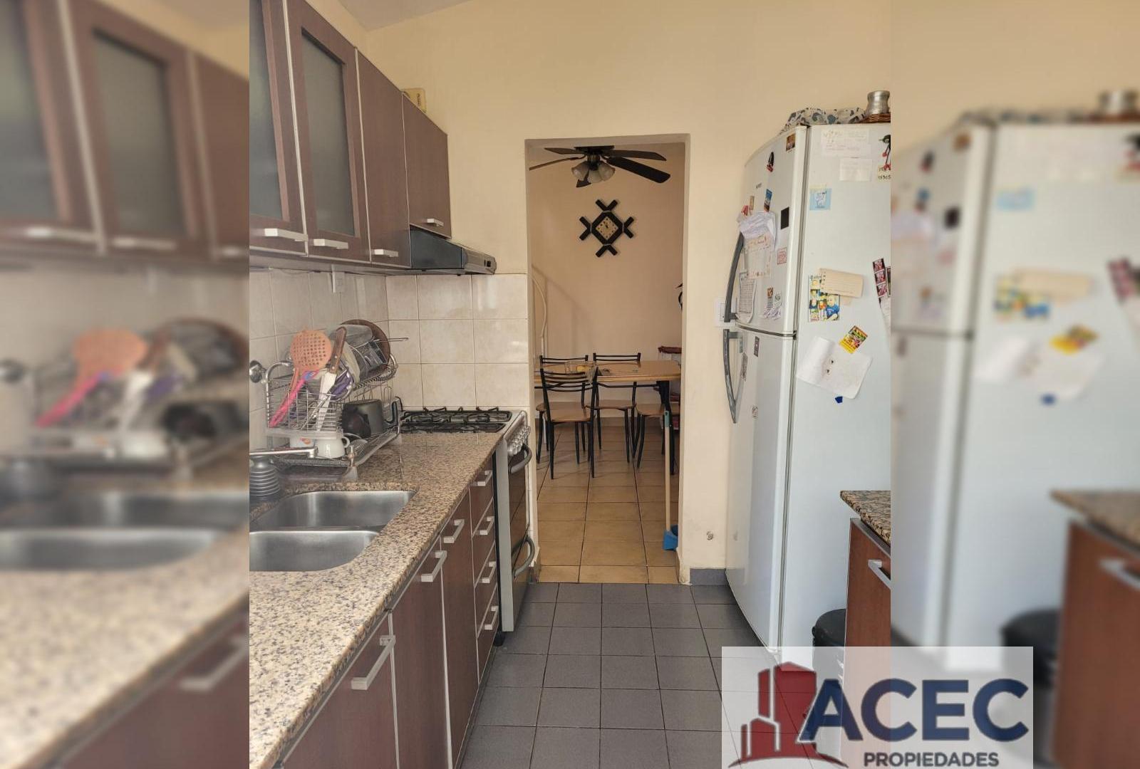 Venta - Casa 2 Dormitorios - Barrio Las Heras