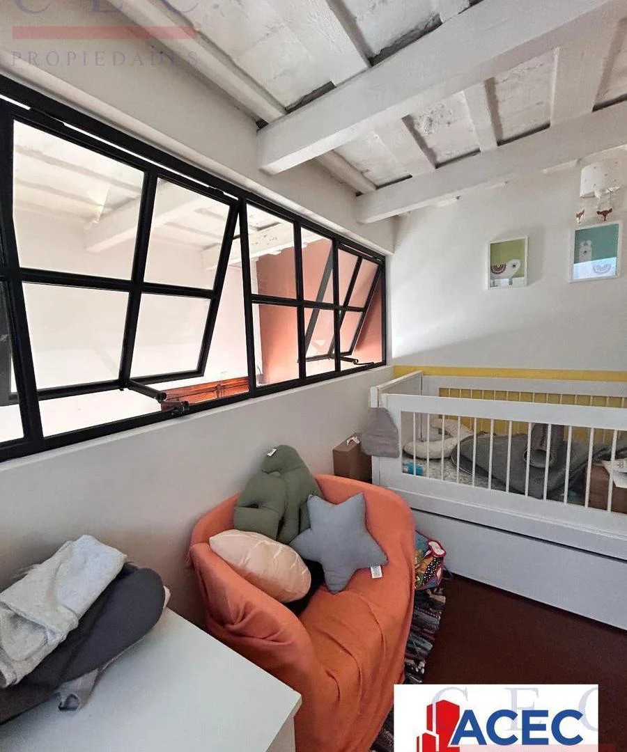 Venta - Departamento de pasillo - Pichincha