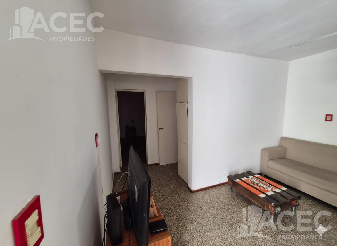 Foto de Venta - Departamento interno - único c/ patio - Barrio Jorge Cura, imagen 4