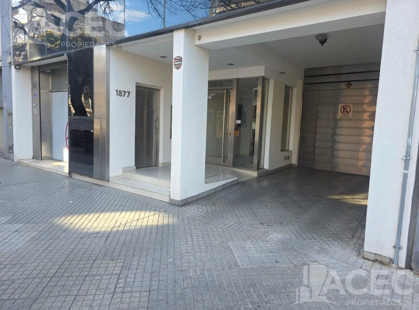Alquiler - Cochera - Abasto 4