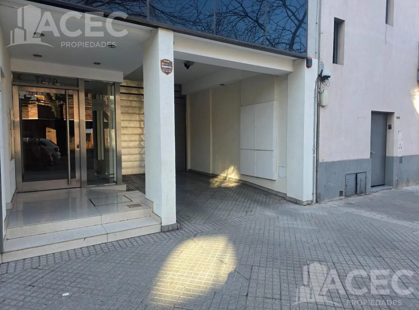 Alquiler - Cochera - Abasto 2