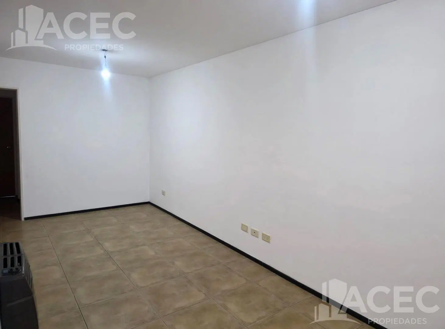ALQUILER - Departamento - Semi piso -Luis Agote 8