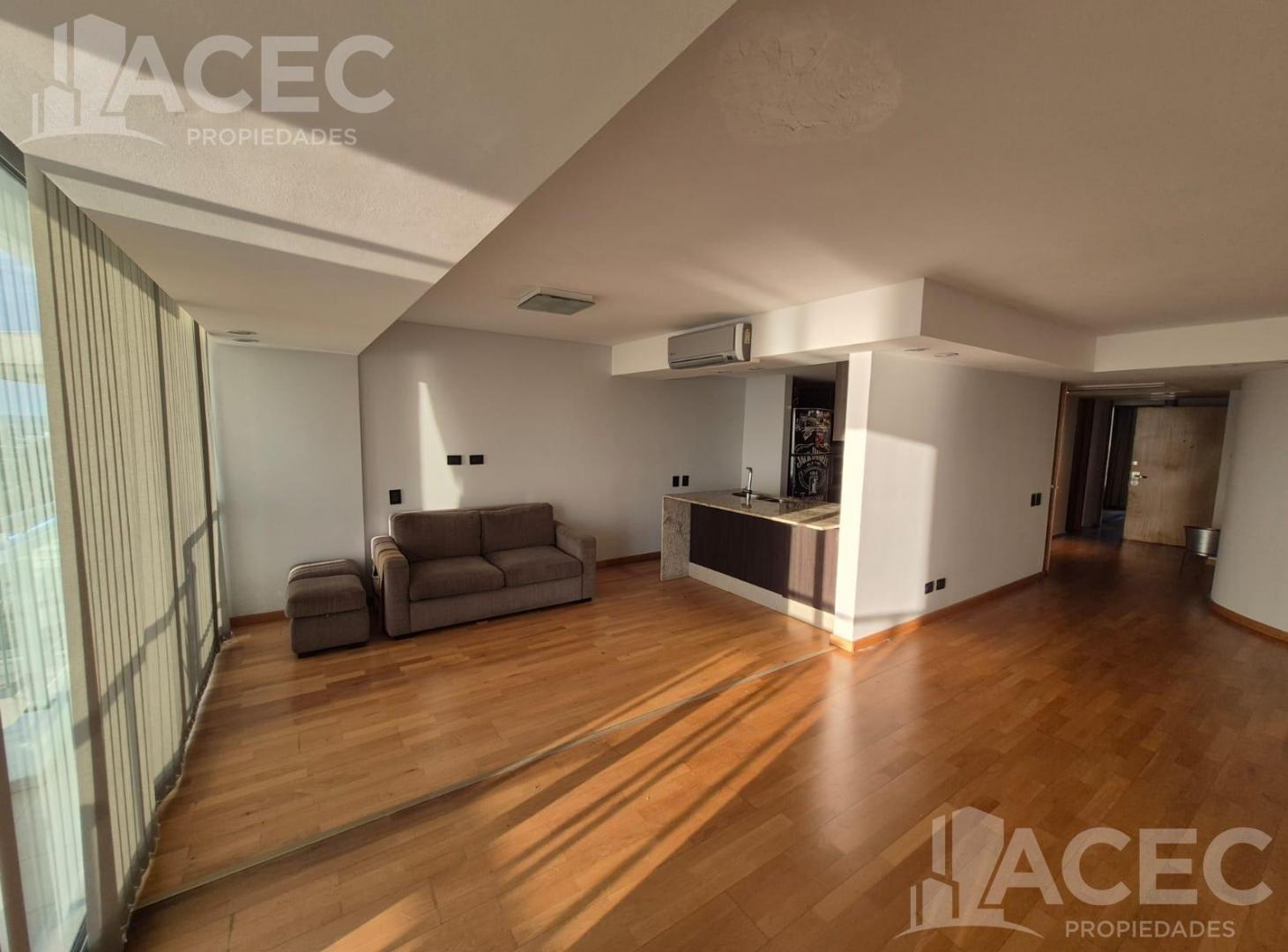 Foto de Venta - Departamento Piso exclusivo con Cochera - Barrio Martin, imagen 3