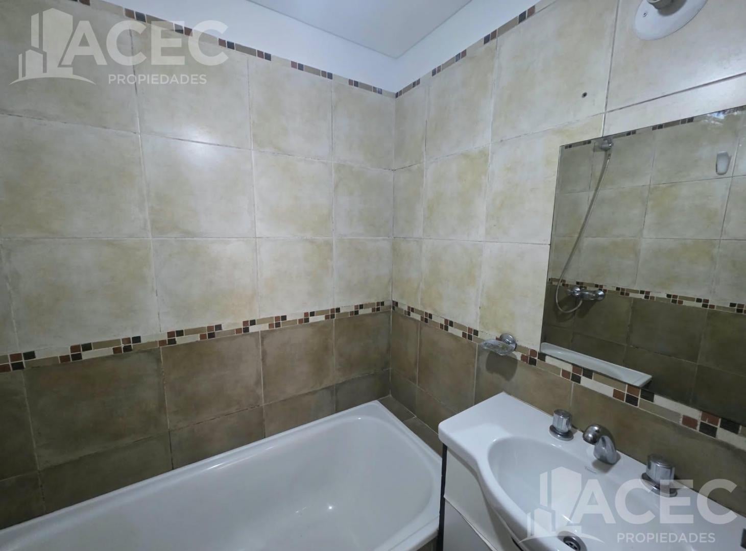 Foto de Alquiler - Departamento Monoambiente- Apto Uso Profesional - Luis Agote, imagen 4