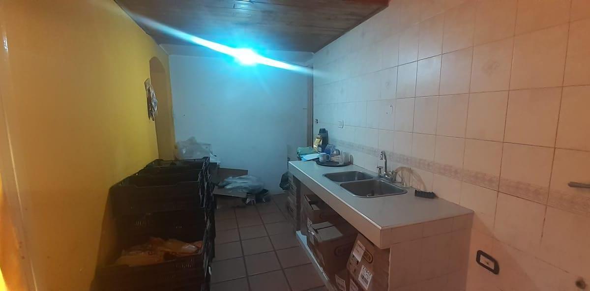 Foto de Casa en zona comercial en San Rafael, imagen 2