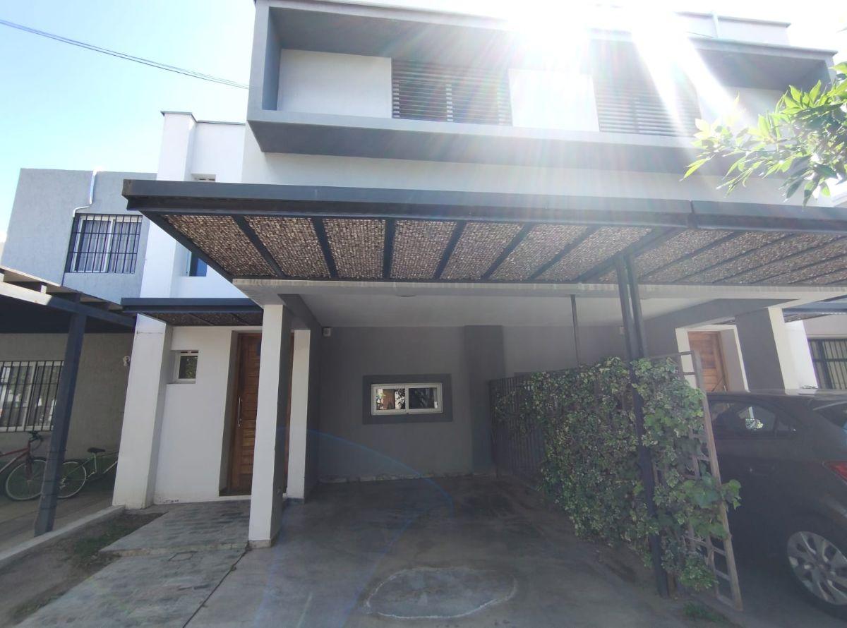 Foto de VENDO Dúplex cómodo y seguro en Complejo Privado Pueblo Qatari, imagen 4