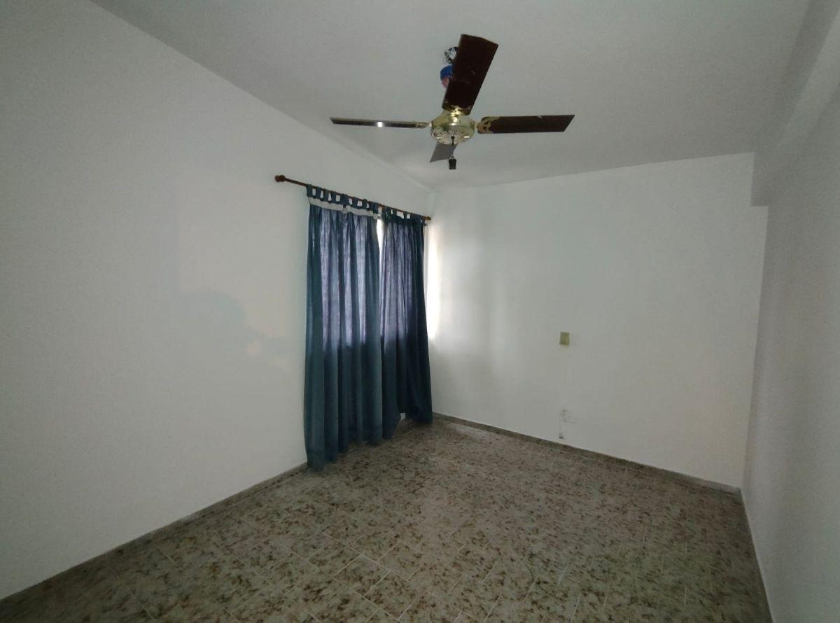 Foto de Casa en alquiler de 4 dormitorios en Barrio Cementista, imagen 2