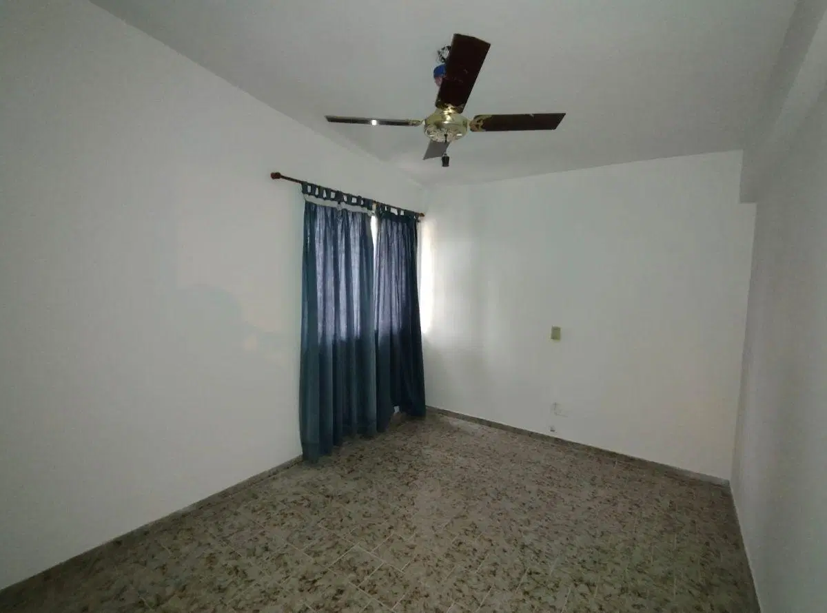 Casa en alquiler de 4 dormitorios en Barrio Cementista 2