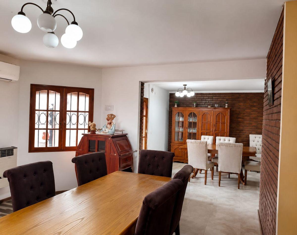 Casa en venta de 4 dormitorios en Ciudad de Mendoza