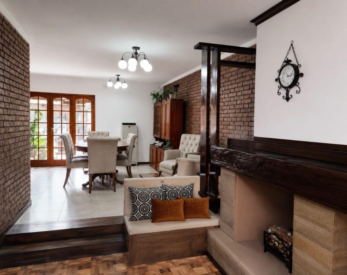 Casa en venta de 4 dormitorios en Ciudad de Mendoza