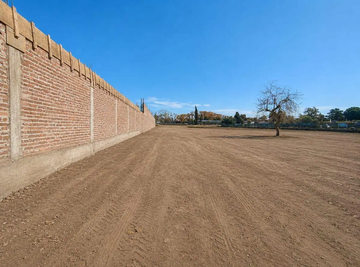 Excelente terreno de 18.300 m² con doble acceso – Ideal para proyectos inmobiliarios 4